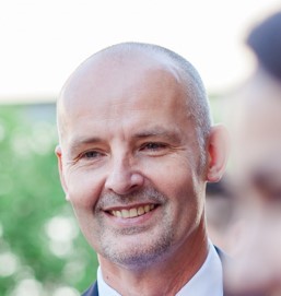 Gregor J. Miozga